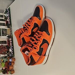 Nike Dunk High Chenille Swoosh, orange